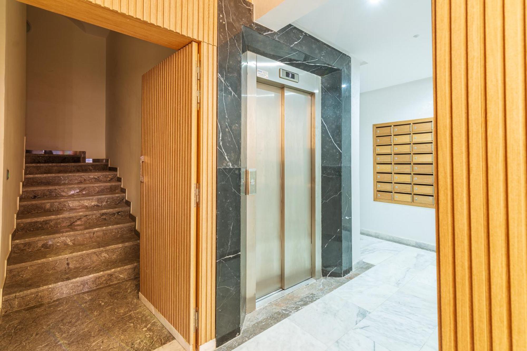 Magnifique Appartement Unique Et Central! มาร์ราเกช ภายนอก รูปภาพ